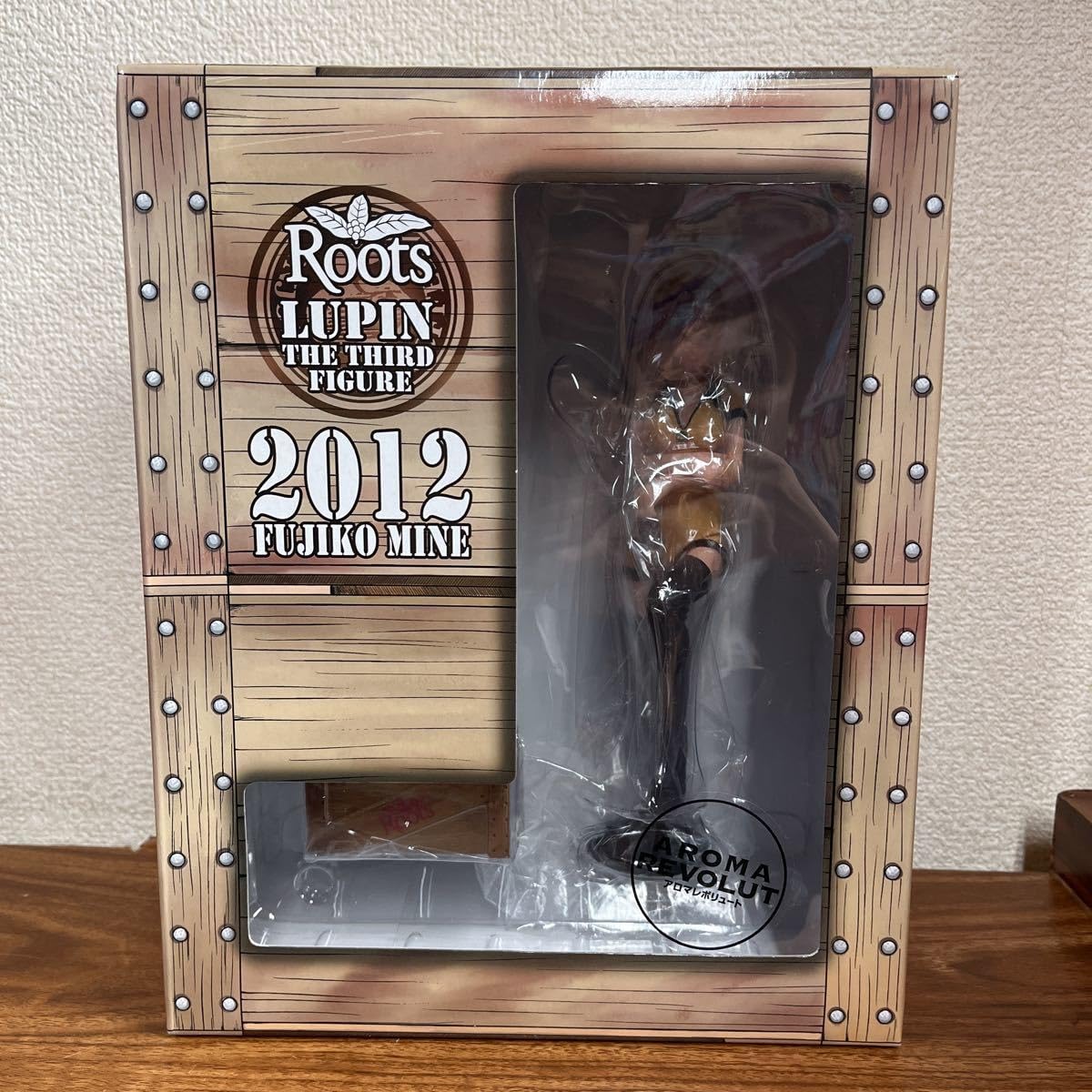 Roots　ルパン三世　峰不二子　フィギュア　アロマレボリュート　2012 Amazon.co.jp: Rootsオリジナル ルパン三世 峰不二子フィギュア